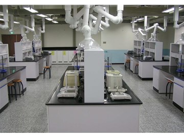 一个企业化学实验室常用的设备仪器有哪些？